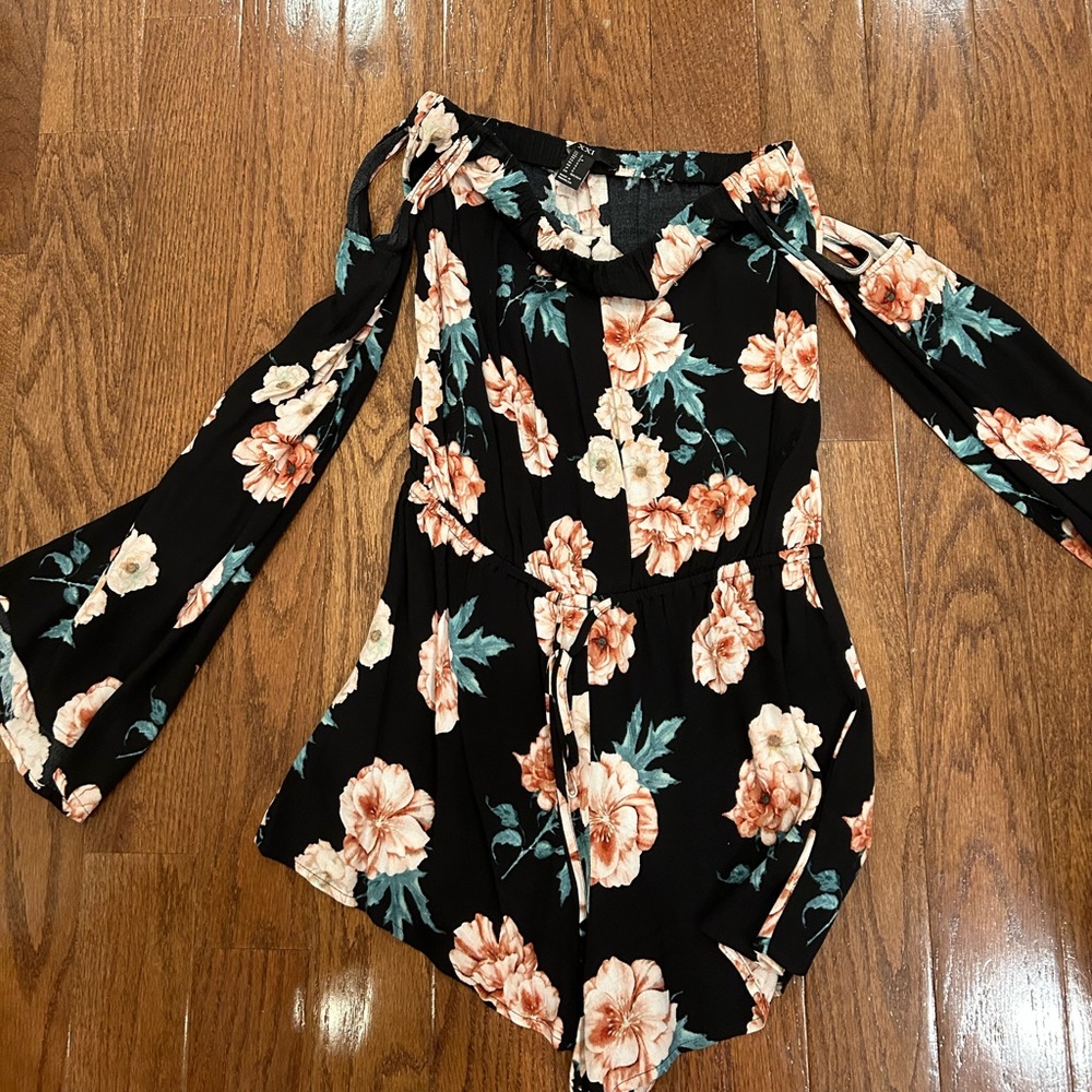 Off the shoulder forever 21 romper